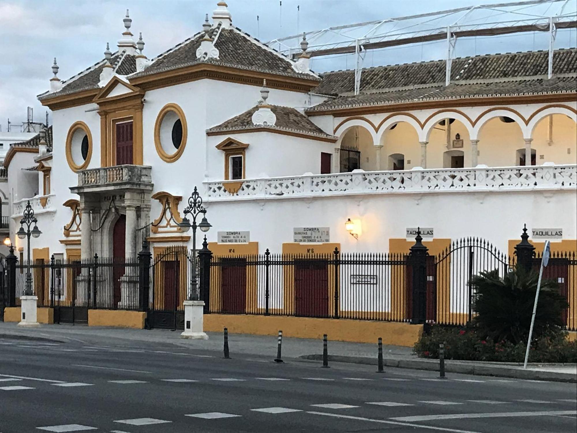 Ad21Sevilla - Suite Zewnętrze zdjęcie